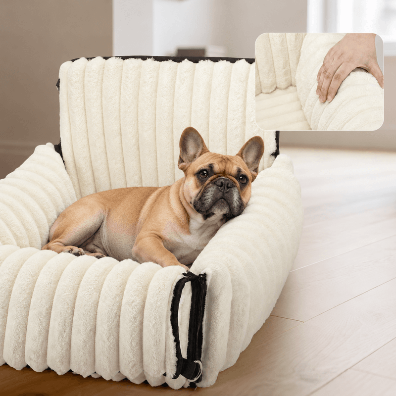 Hvitt multifunksjonelt bilsete til hund i mykt og komfortabelt design