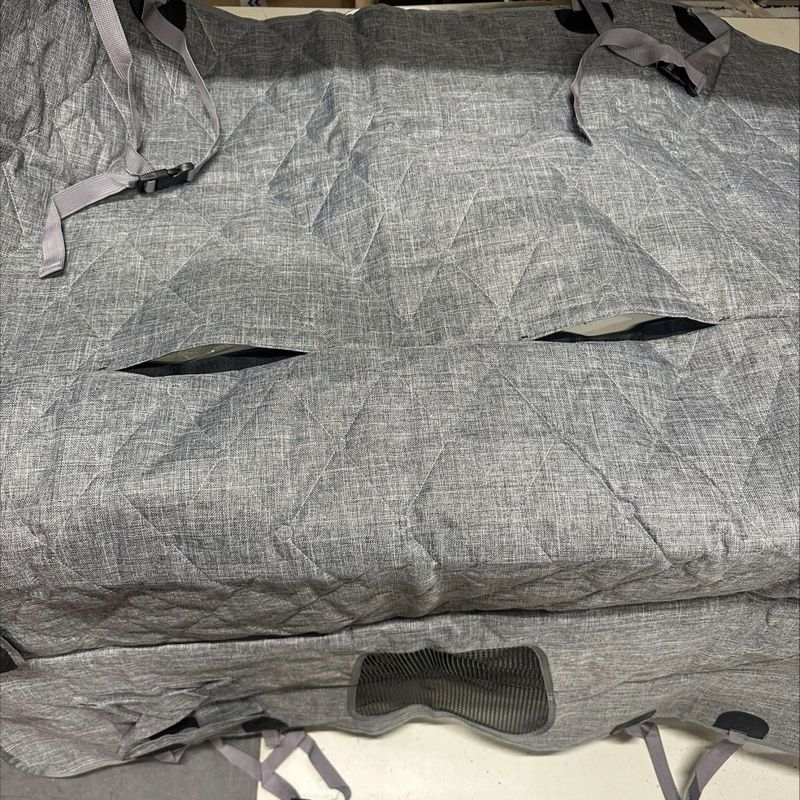 Grått bilsetetrekk Velvet Quilt Delux