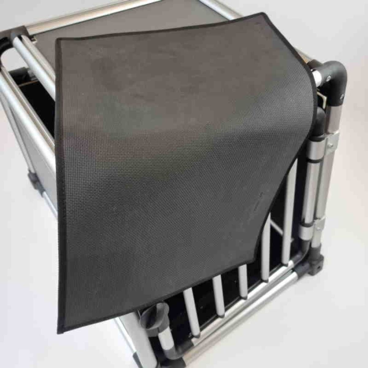 Large/Dypt bilbur til hund: 83x68x66cm