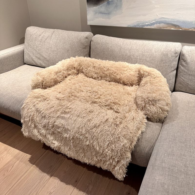 Beige fluffy hundeseng til sofa, seng, bil og gulv - Seng til hund og katt